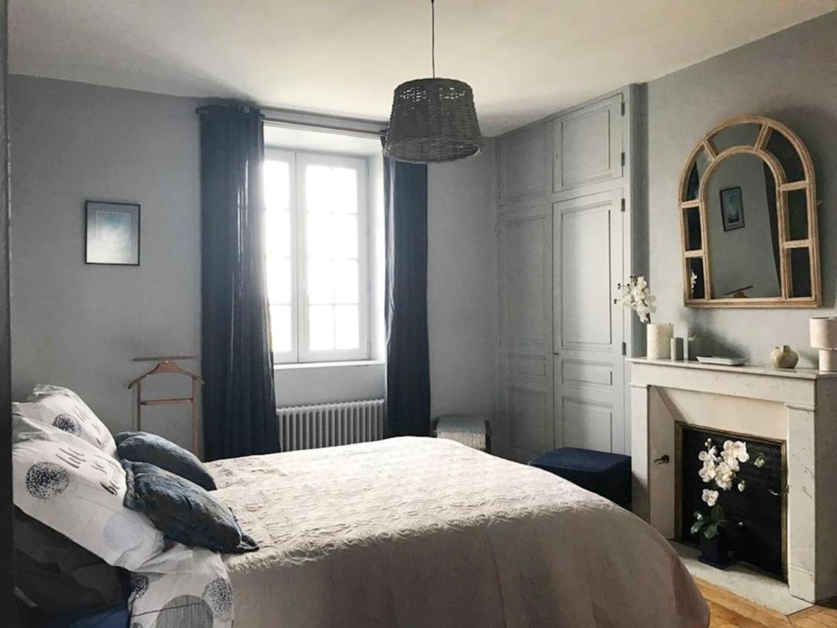 Le Compostelle Chic, Charme, Confort, Cocooning 80 M² Saint-Leonard-de-Noblat Exterior photo